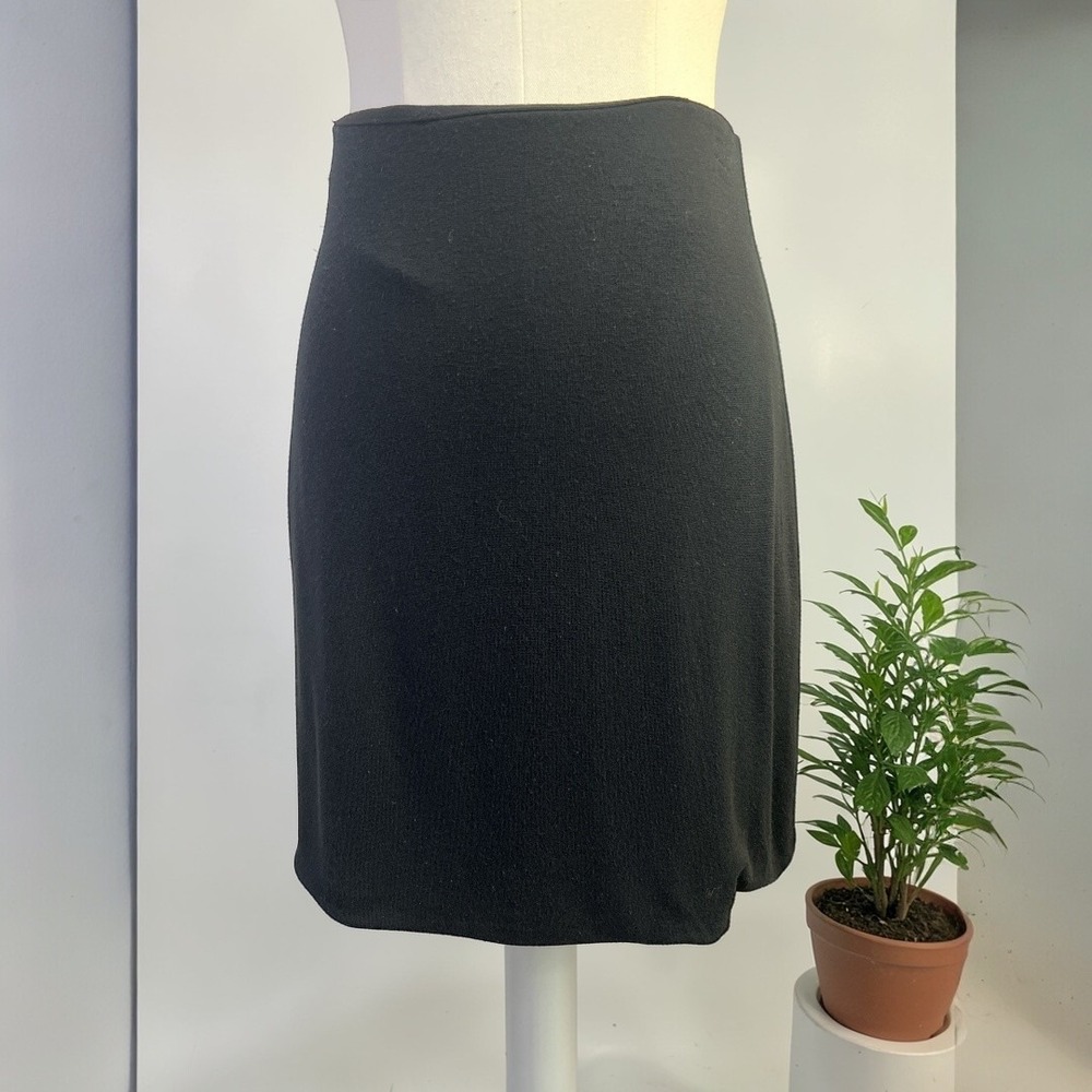 Vince Skirt Women M Black Knit Pencil Elastic Waist Pull On Stretch Quiet Luxury